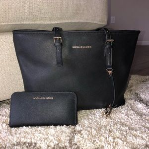 Michael Kors Travel Tote & Wallet